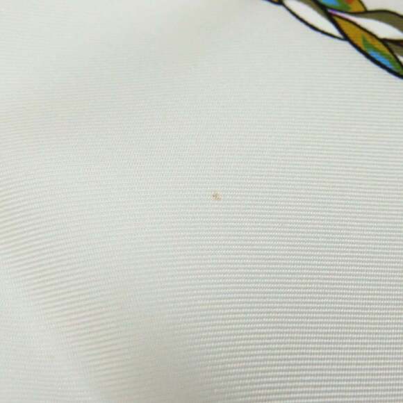 HERMES Pink Silk Scarf - Picture 5 of 10